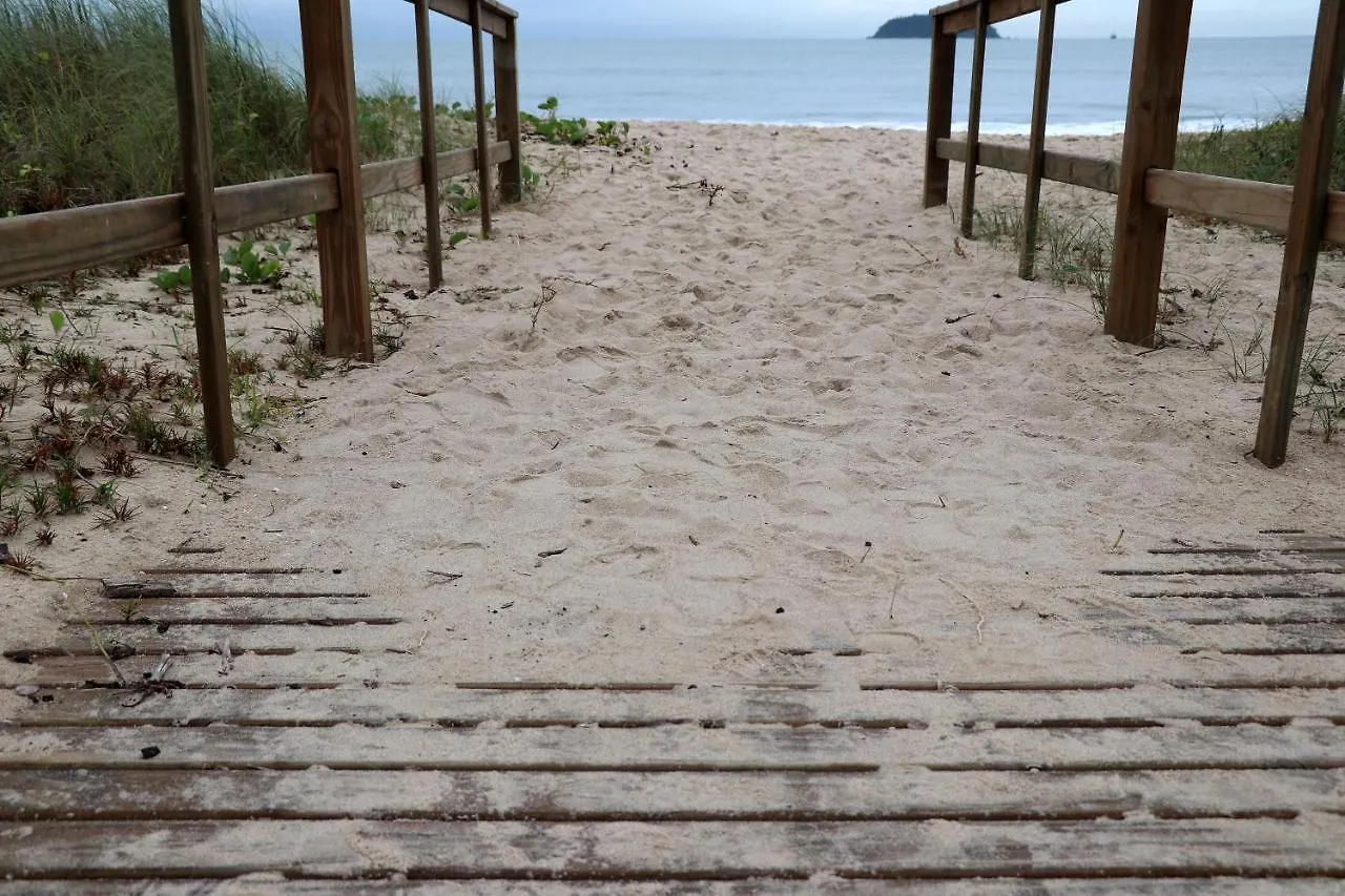 Curta Praia De Armacao Casa Hortensia Penha