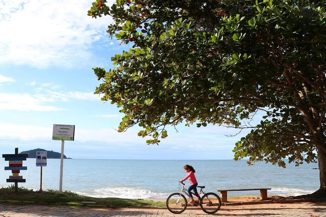 Holiday home Curta Praia De Armacao Casa Hortensia Penha  Brazil