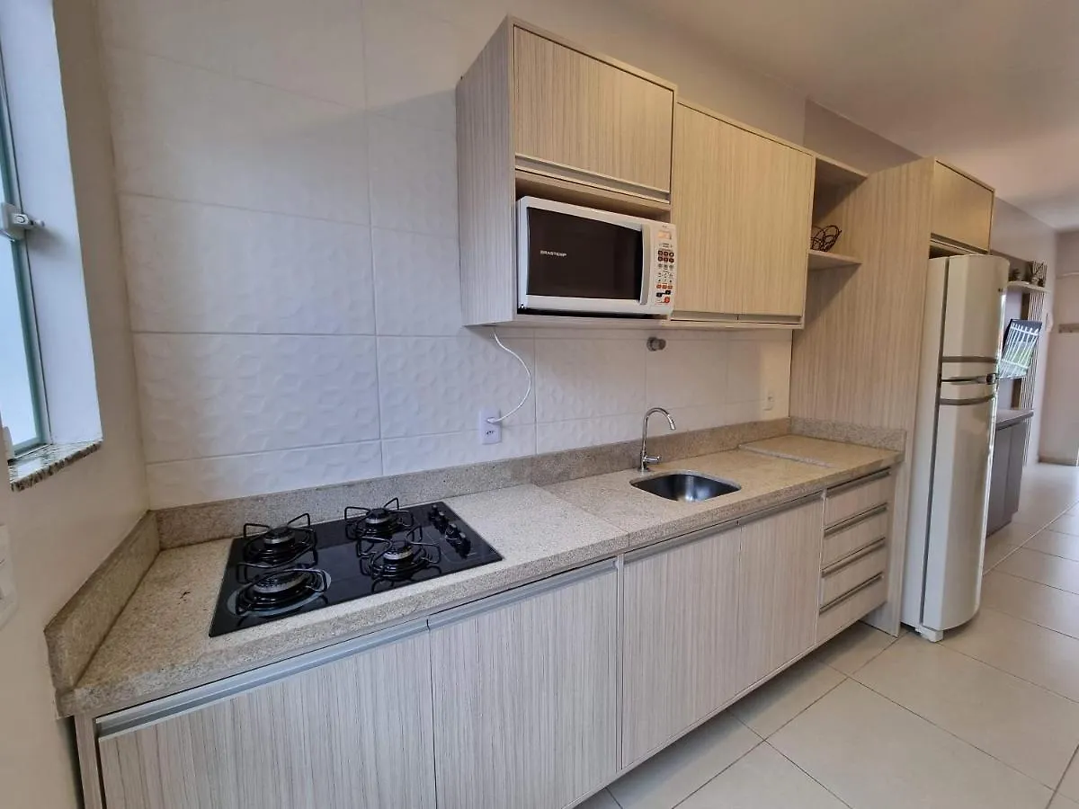 Holiday home Curta Praia De Armacao Casa Hortensia Penha